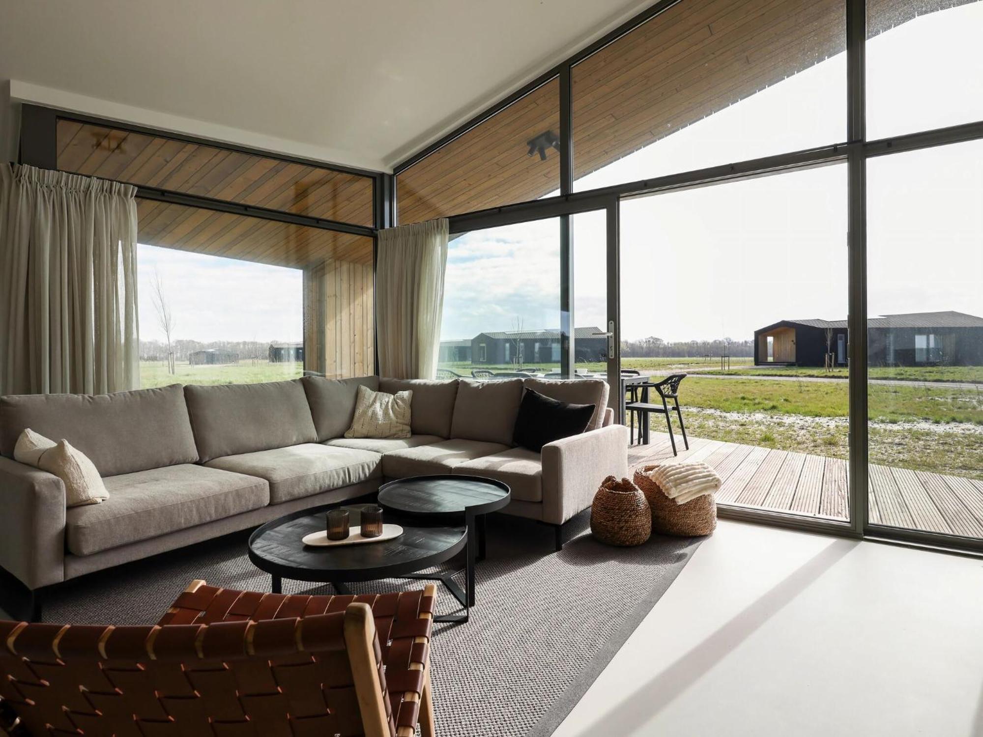 Majestic With Garden Vakantiehuis